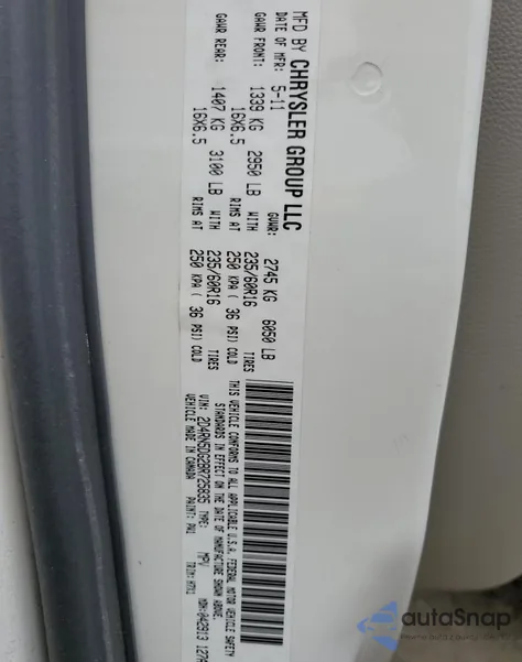 2011 Dodge Grand Caravan Crew z USA, uszkodzony, nr VIN 2D4RN5DG2BR725835